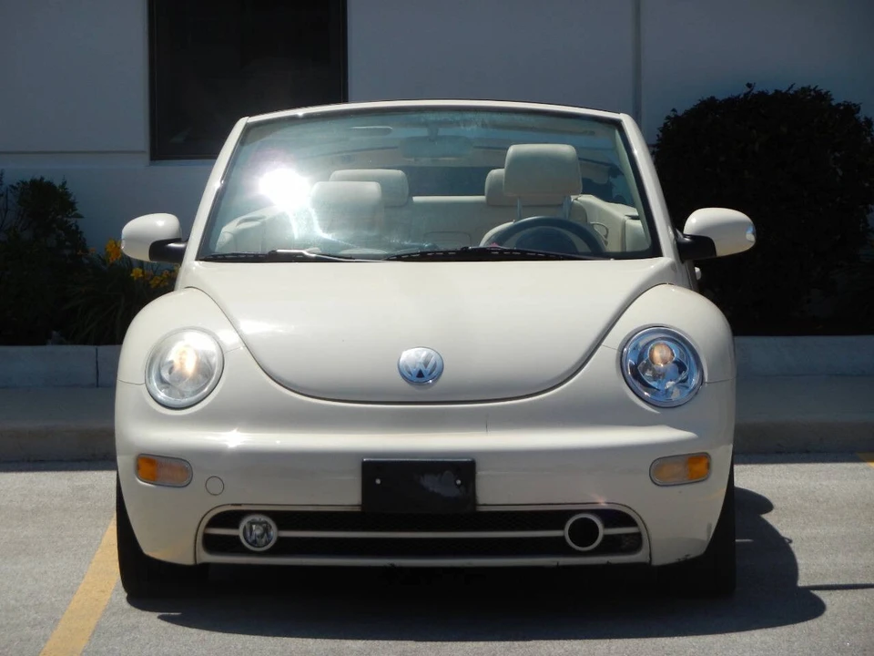 2005 Volkswagen New Beetle - Image 7 of 21