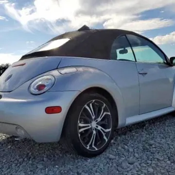 2005 Volkswagen New Beetle GLS Convertible 2D
