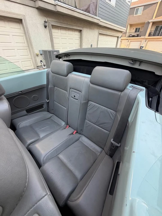 2005 Volkswagen New Beetle - Image 9 of 16