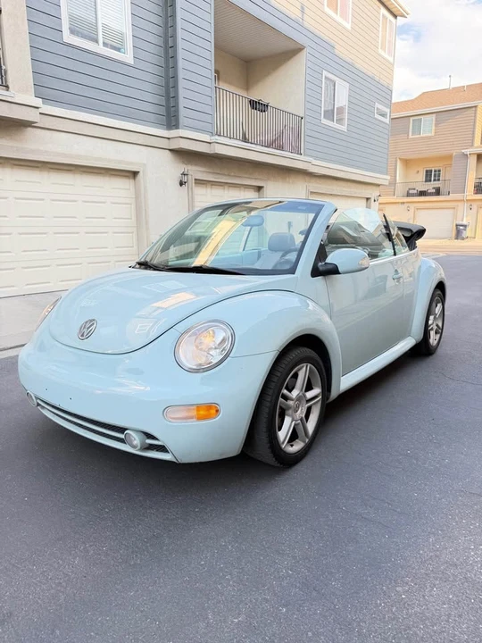 2005 Volkswagen New Beetle - Image 14 of 16