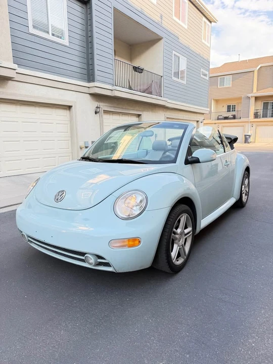 2005 Volkswagen New Beetle - Image 16 of 16
