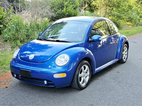 2005 Volkswagen New Beetle GLS Hatchback 2D
