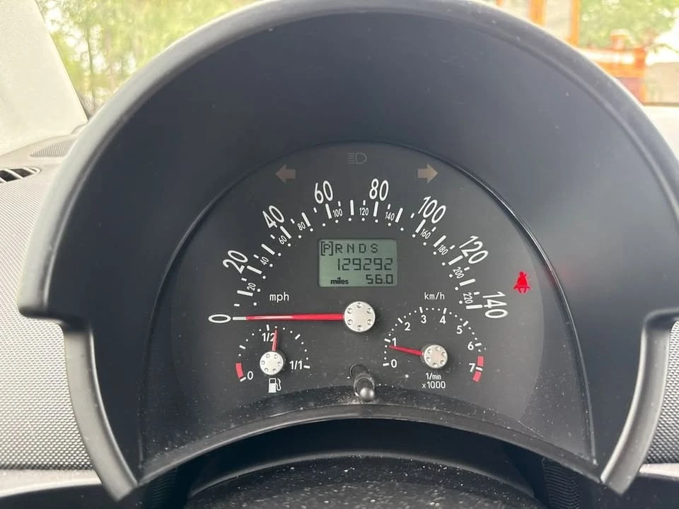 2005 Volkswagen New Beetle - Image 16 of 18