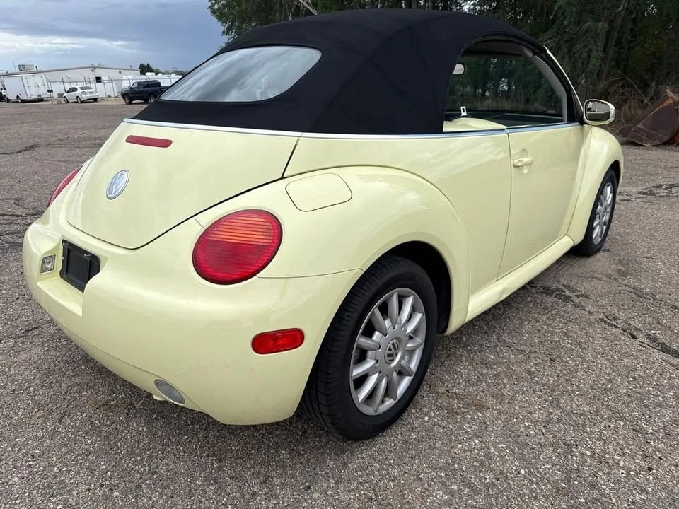 2005 Volkswagen New Beetle - Image 4 of 18