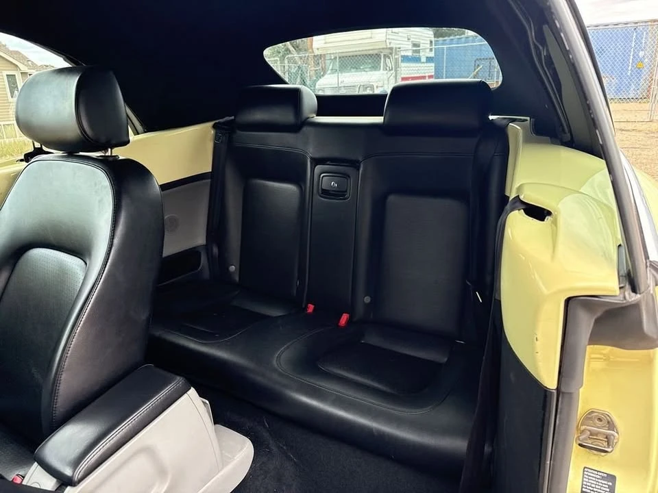 2005 Volkswagen New Beetle - Image 11 of 18