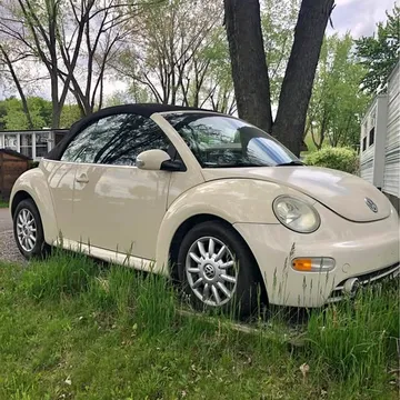 2005 Volkswagen New Beetle