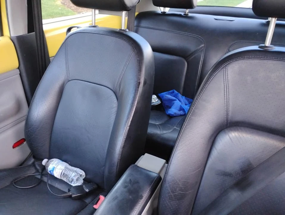 2005 Volkswagen New Beetle - Image 8 of 8