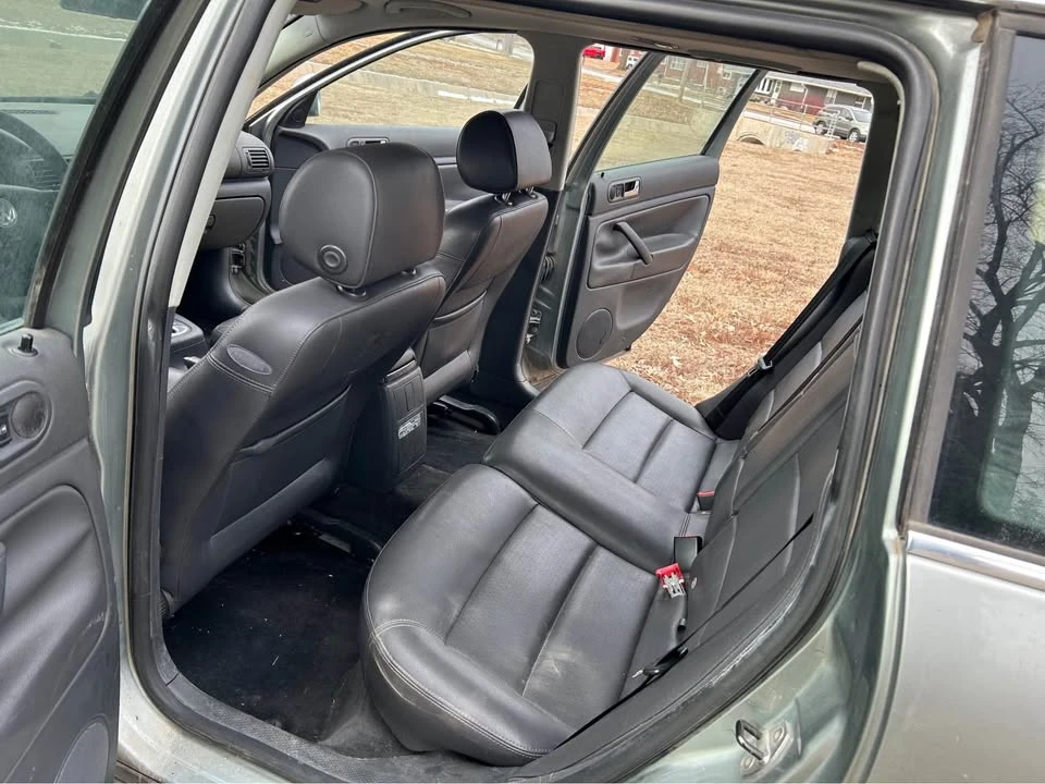 2005 Volkswagen Passat - Image 10 of 13