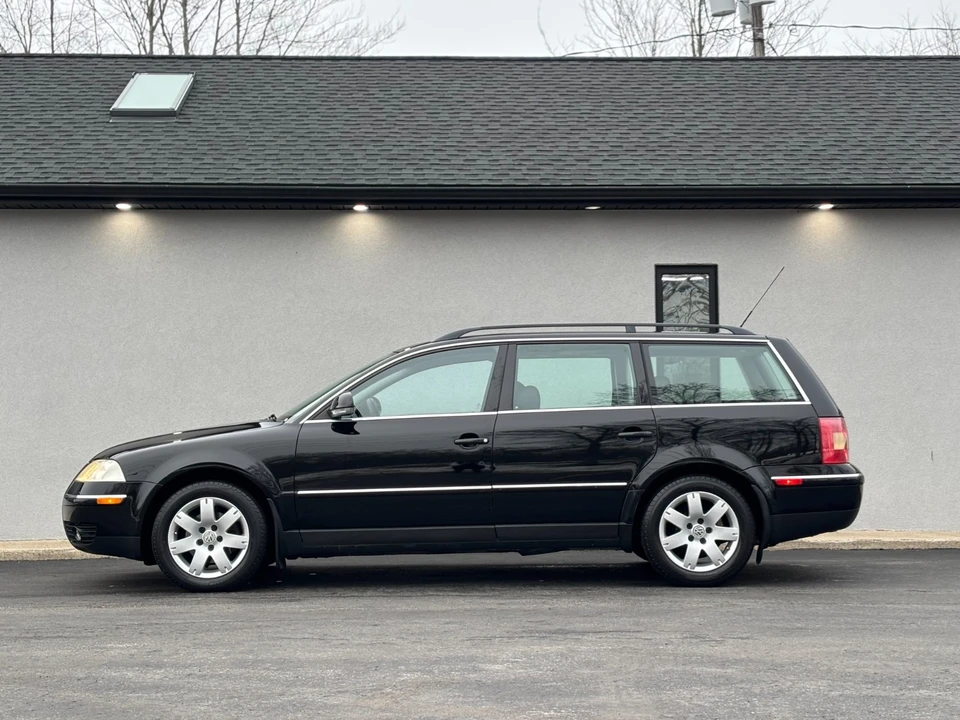 2005 Volkswagen Passat - Image 2 of 21