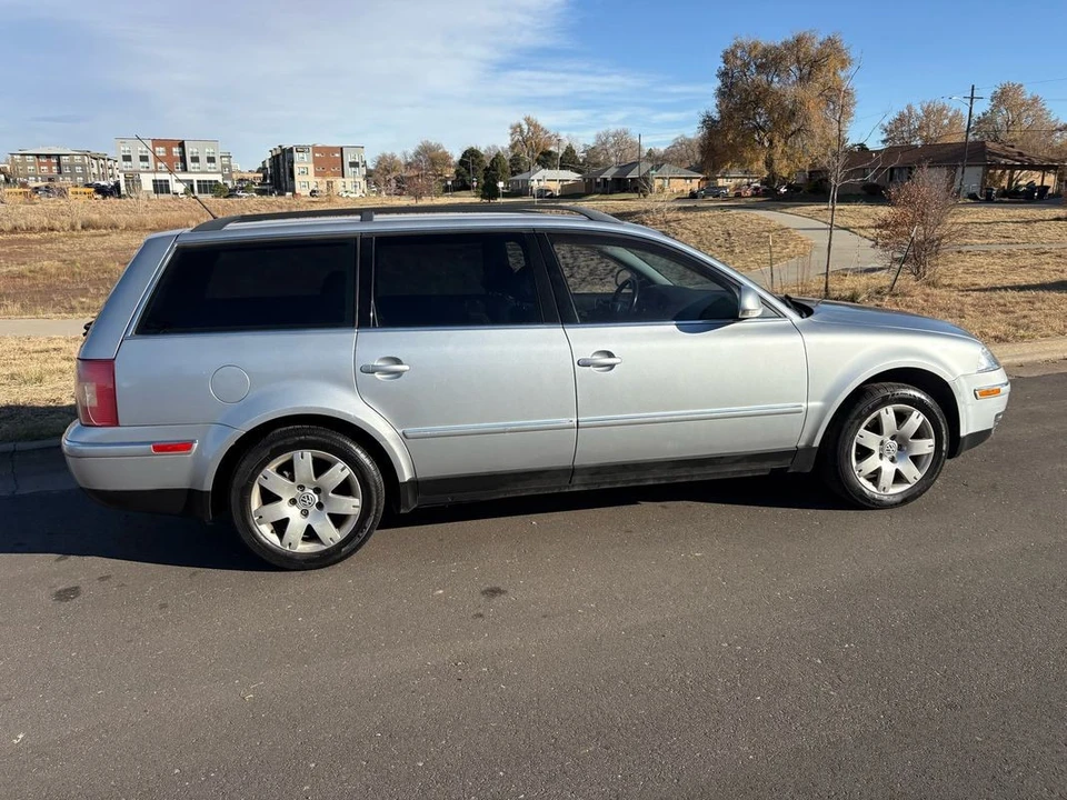 2005 Volkswagen Passat - Image 26 of 31