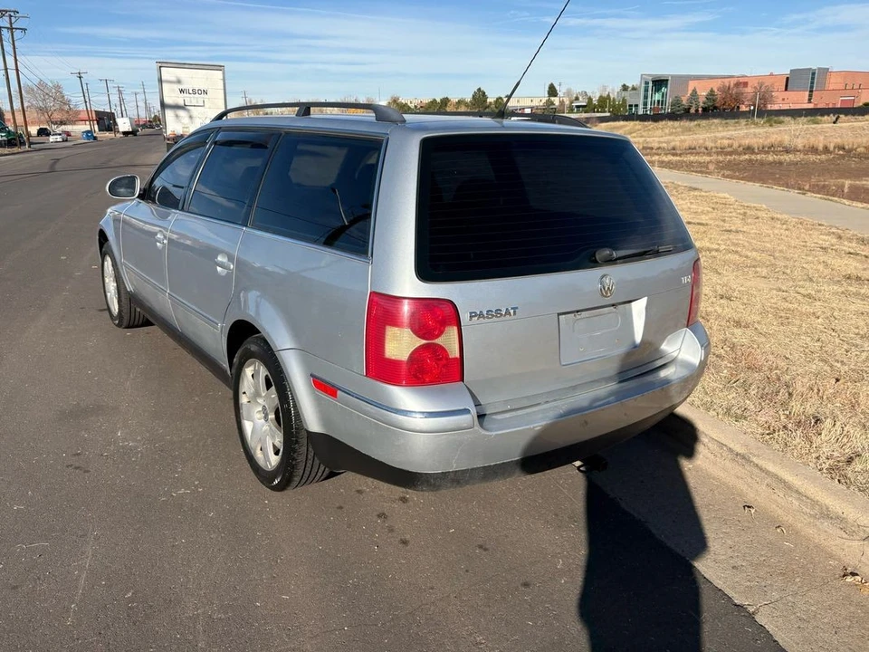 2005 Volkswagen Passat - Image 4 of 31