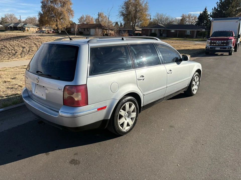 2005 Volkswagen Passat - Image 5 of 21