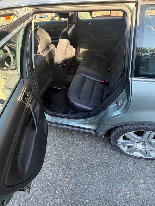 2005 Volkswagen Passat - Image 7 of 8