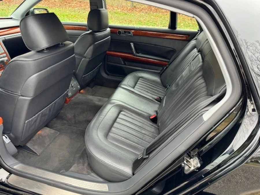 2005 Volkswagen Phaeton - Image 11 of 31