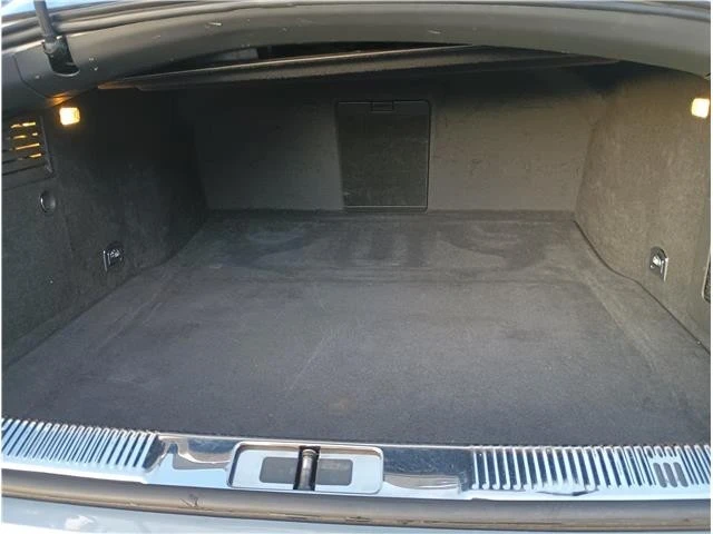 2005 Volkswagen Phaeton - Image 13 of 21