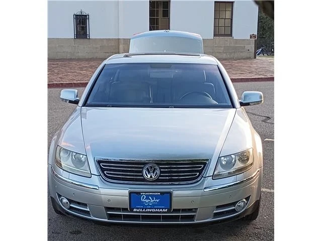 2005 Volkswagen Phaeton - Image 9 of 21