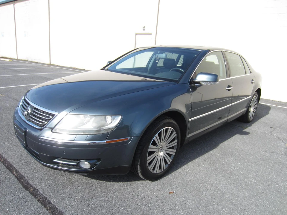 2005 Volkswagen Phaeton - Image 8 of 31