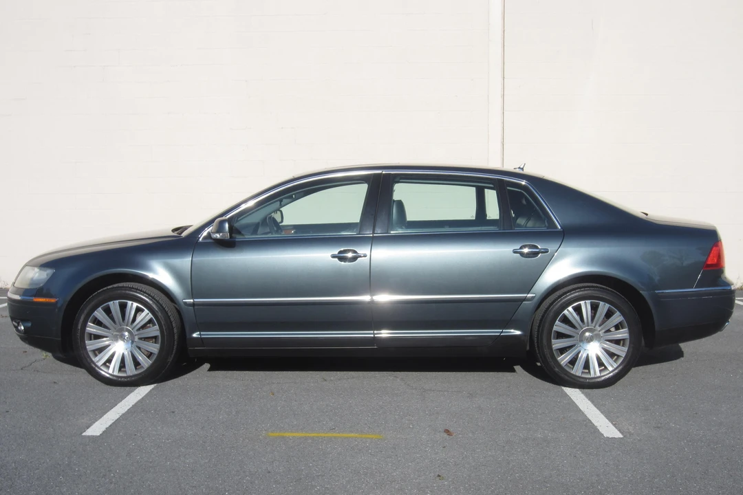 2005 Volkswagen Phaeton - Image 3 of 31