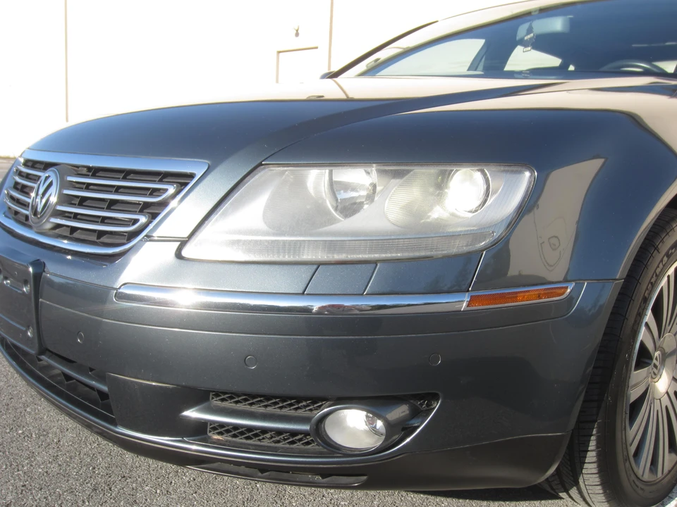 2005 Volkswagen Phaeton - Image 29 of 31