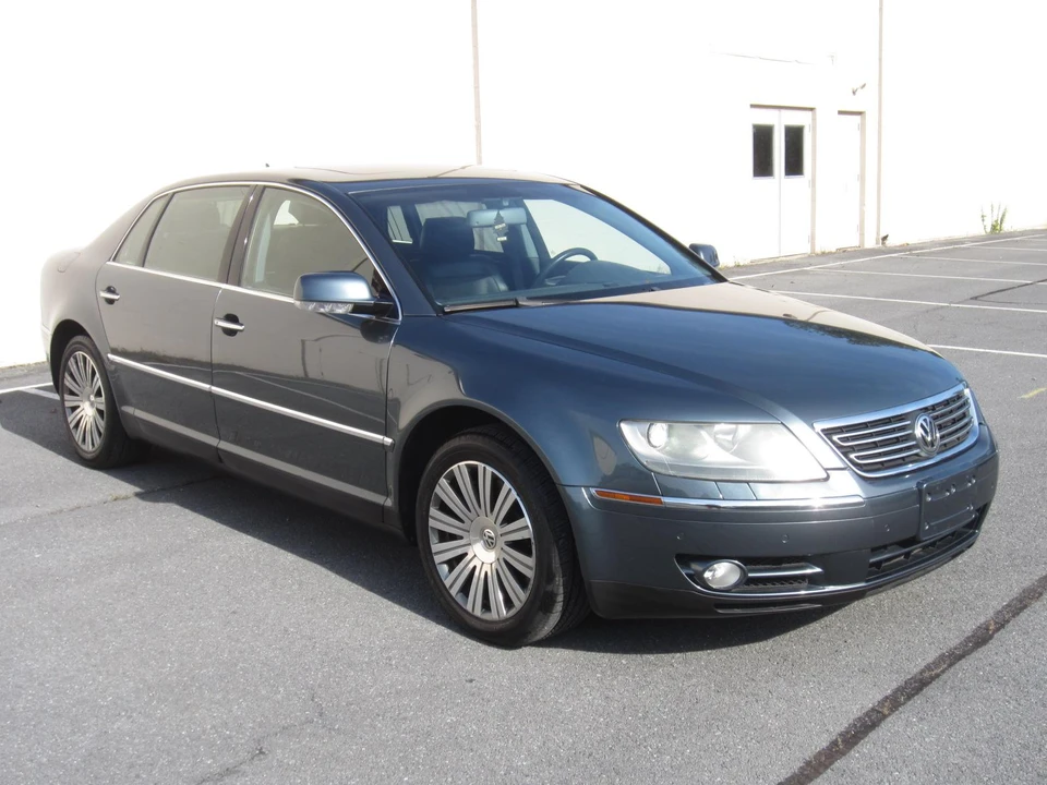 2005 Volkswagen Phaeton - Image 23 of 31