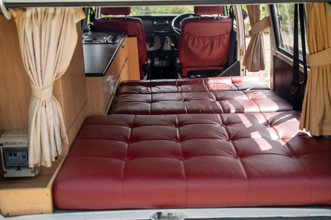 2005 Volkswagen Type 2 - Image 29 of 30