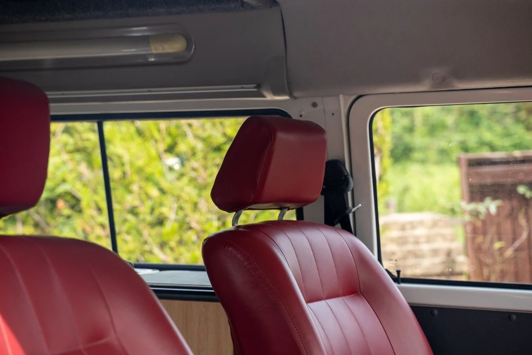 2005 Volkswagen Type 2 - Image 17 of 30