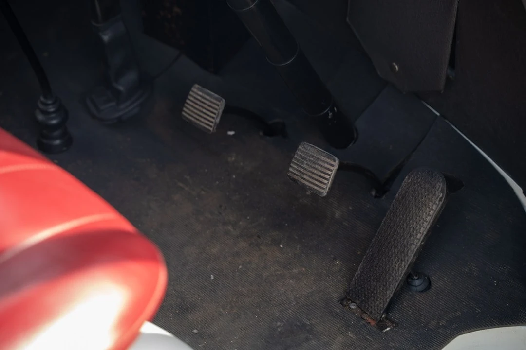 2005 Volkswagen Type 2 - Image 21 of 30