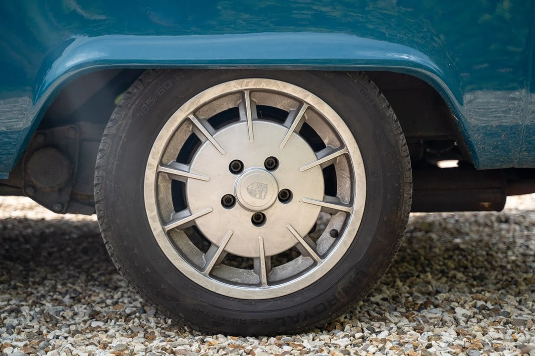 2005 Volkswagen Type 2 - Image 11 of 30