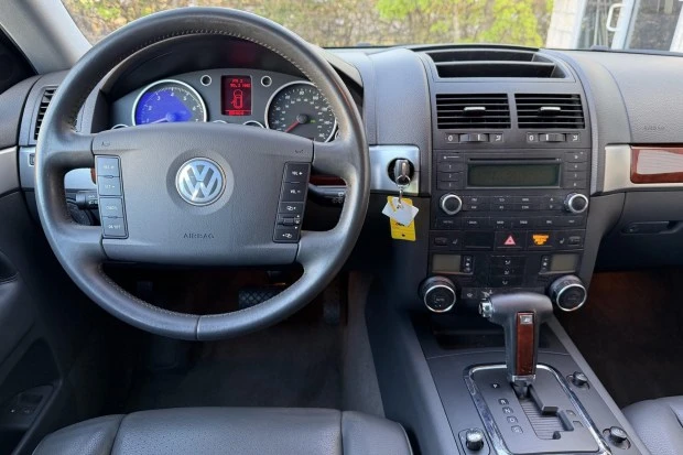 2005 Volkswagen Touareg - Image 5 of 7