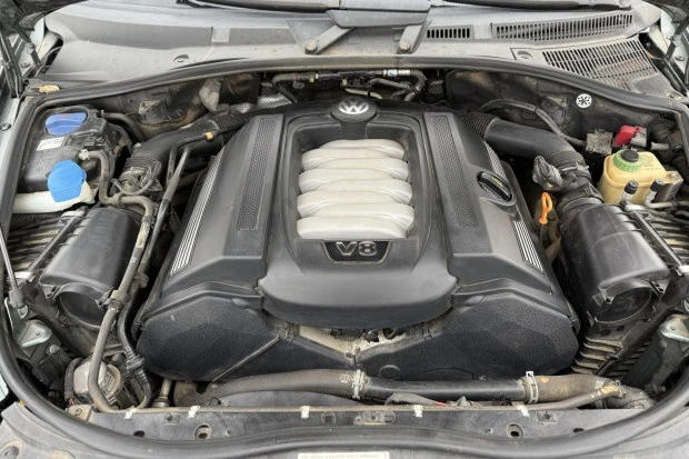2005 Volkswagen Touareg - Image 6 of 8