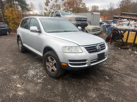 2005 Volkswagen Touareg VR6 Lux Sport Utility 4D