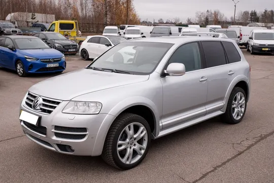 2005 Volkswagen Touareg W12 6.0 Sport