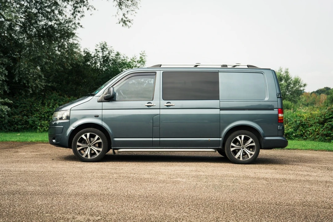 2005 Volkswagen EuroVan - Image 4 of 30