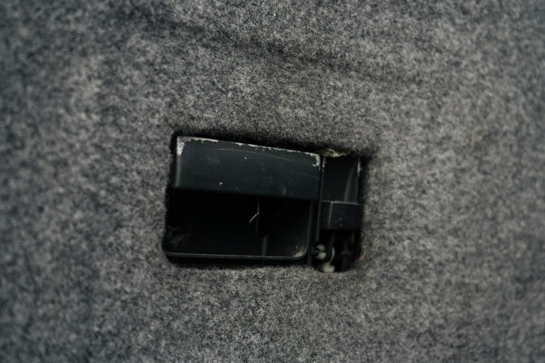 2005 Volkswagen EuroVan - Image 19 of 30