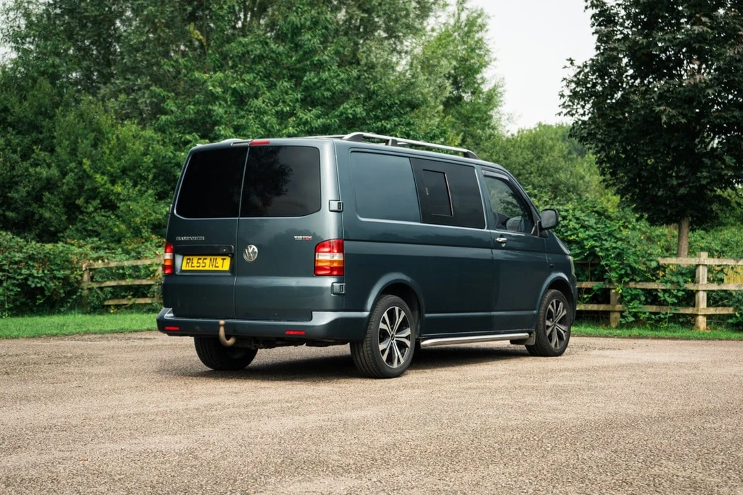 2005 Volkswagen EuroVan - Image 7 of 30