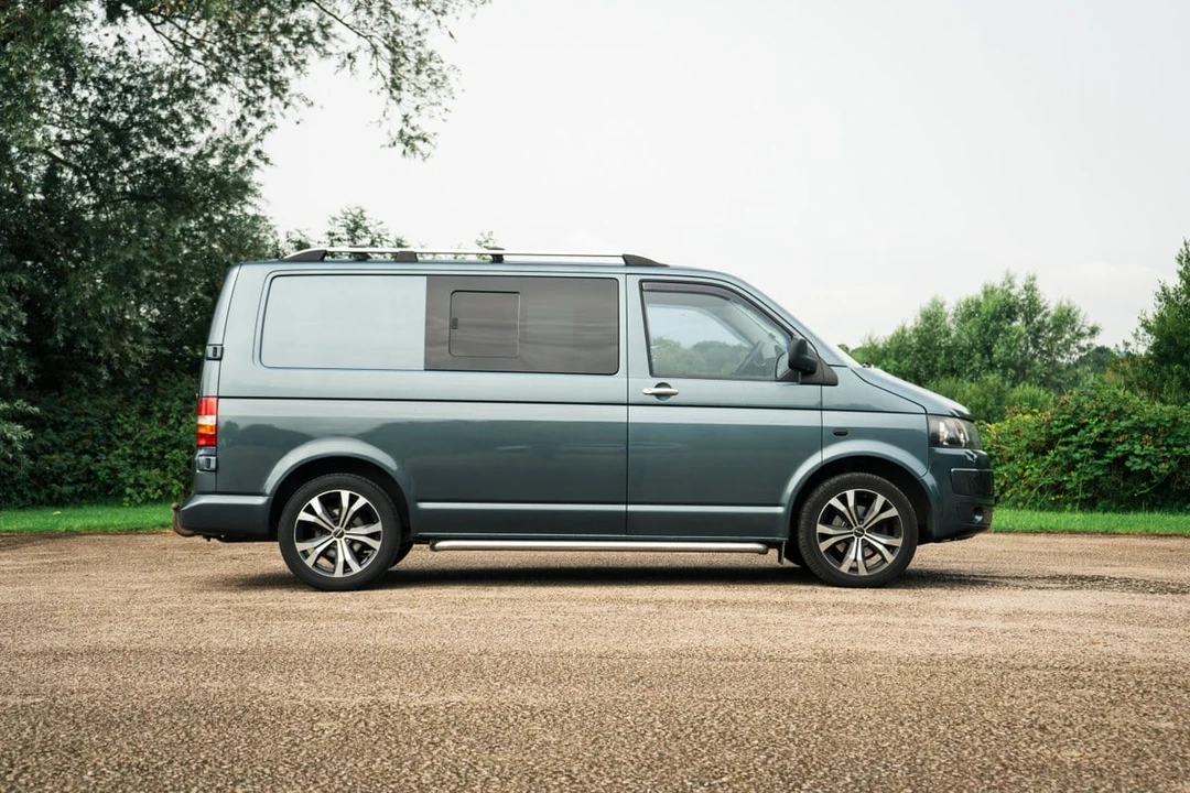 2005 Volkswagen EuroVan - Image 8 of 30
