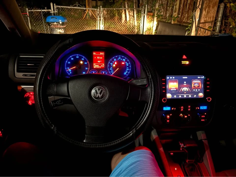 2005 Volkswagen A4 Jetta - Image 2 of 5