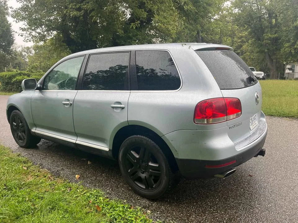 2005 Volkswagen Touareg - Image 8 of 15