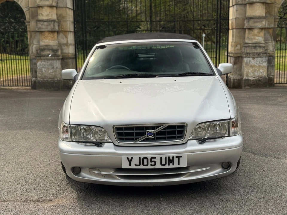 2005 Volvo C70 1st Gen - Image 4 of 30