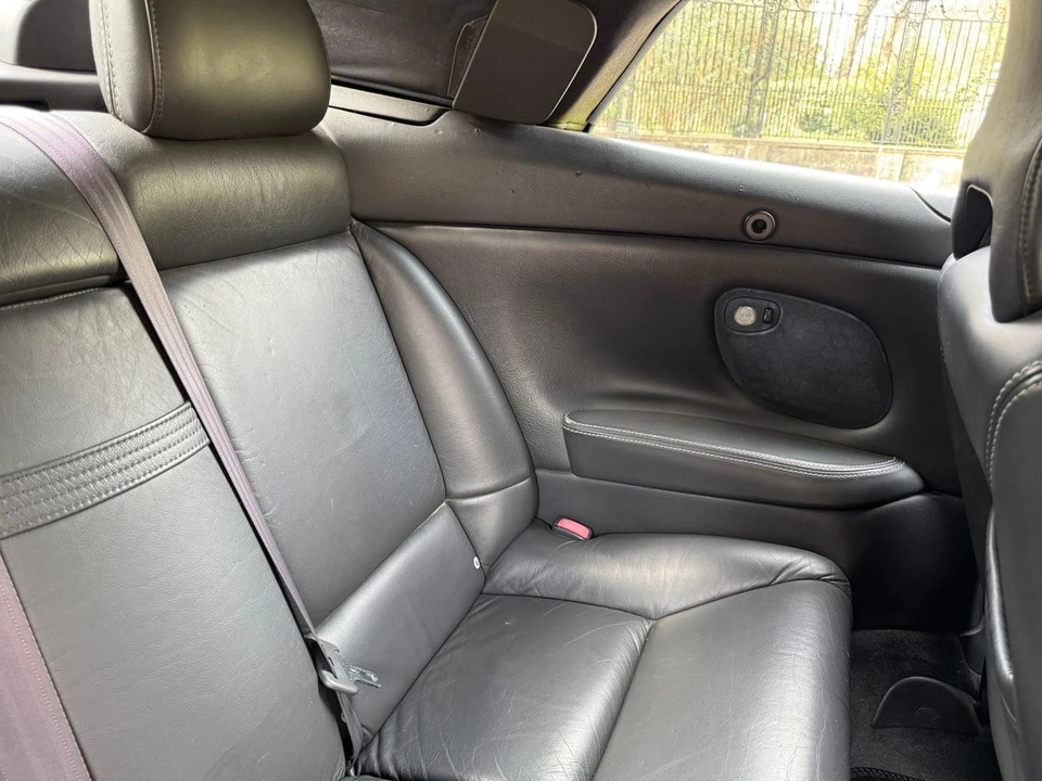 2005 Volvo C70 1st Gen - Image 27 of 30