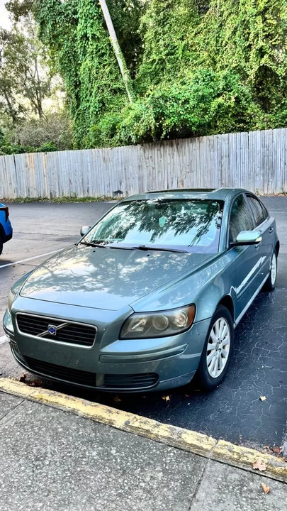 2005 Volvo S40 2nd Gen - Image 2 of 2