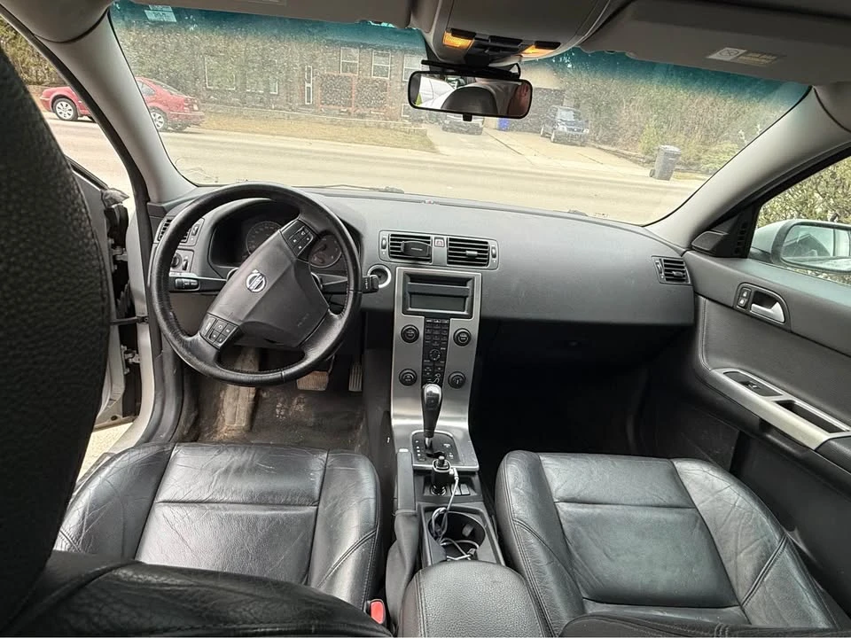 2005 Volvo S40 2nd Gen - Image 6 of 10