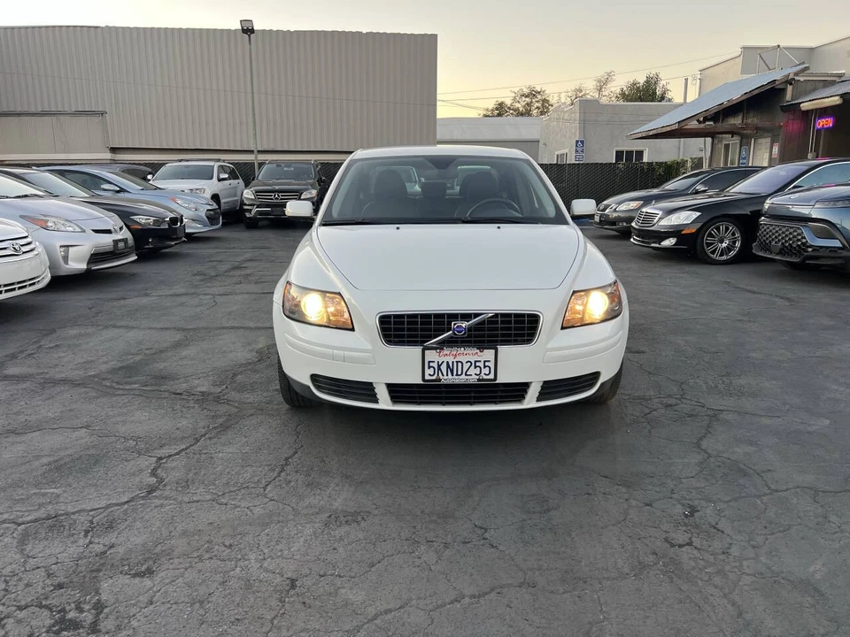 2005 Volvo S40 2nd Gen - Image 2 of 15
