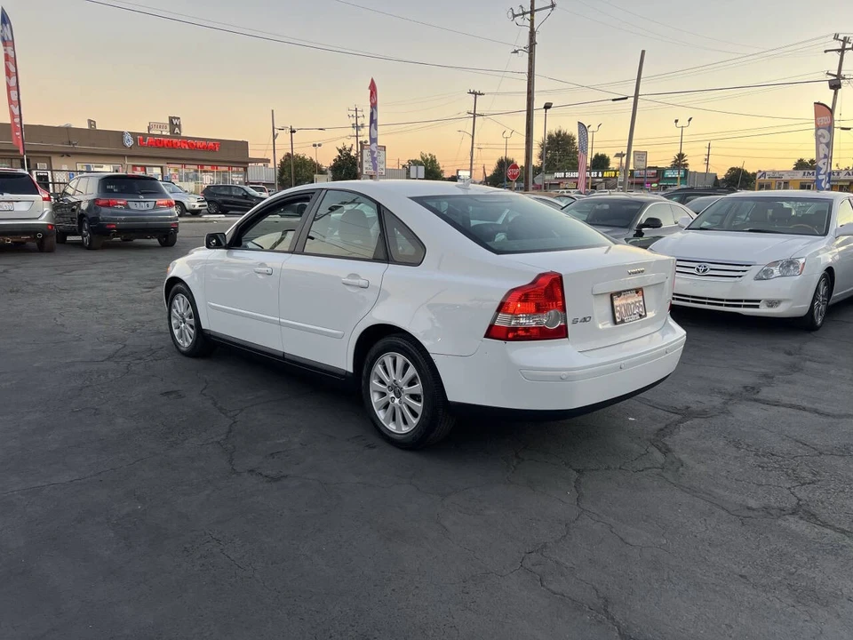 2005 Volvo S40 2nd Gen - Image 4 of 15