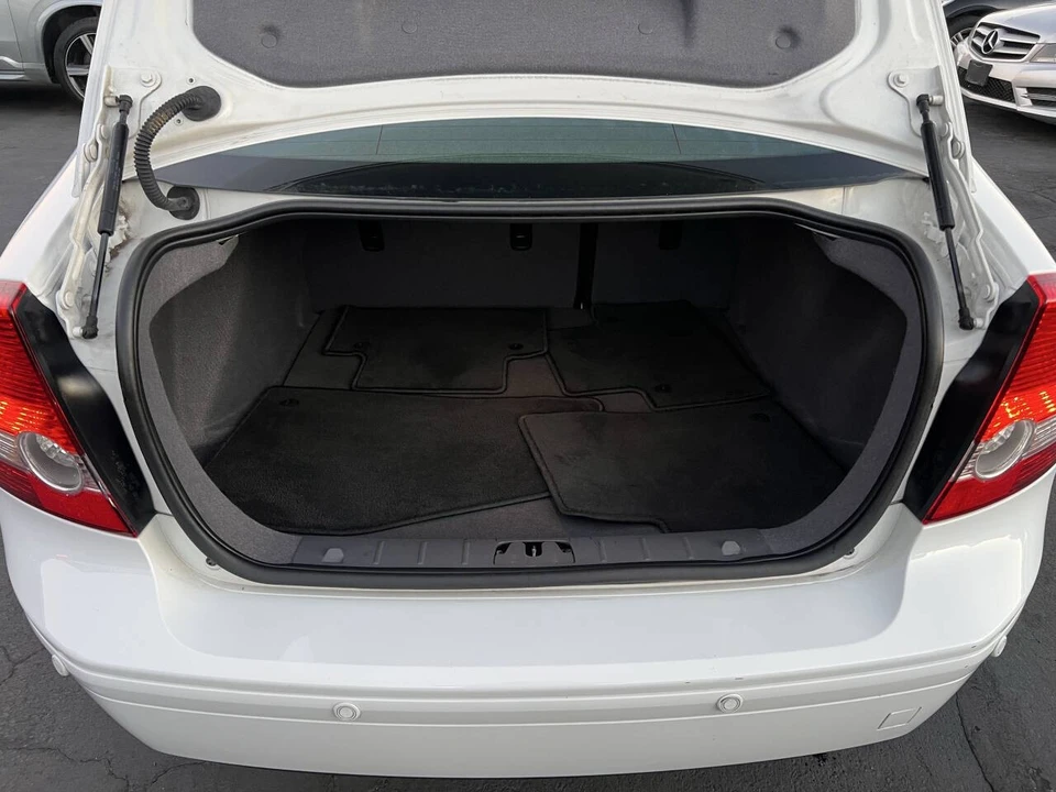 2005 Volvo S40 2nd Gen - Image 11 of 15