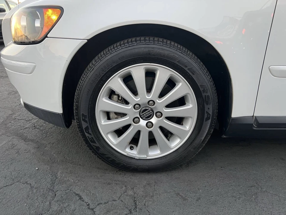2005 Volvo S40 2nd Gen - Image 15 of 15