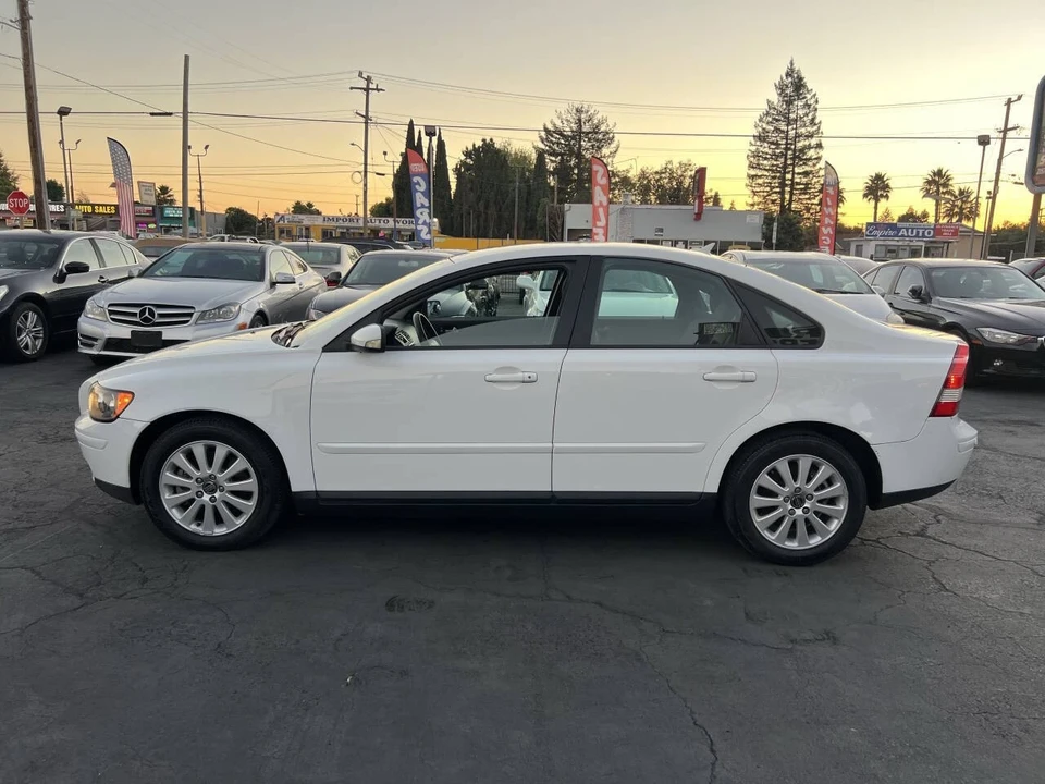 2005 Volvo S40 2nd Gen - Image 3 of 18