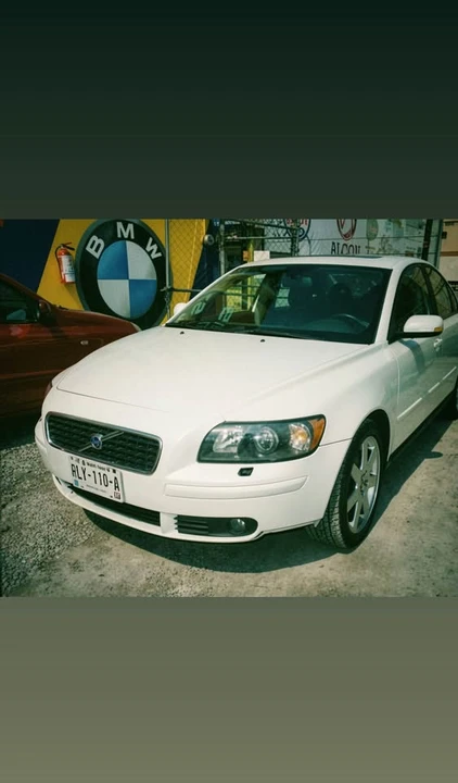 2005 Volvo S40 2nd Gen - Image 3 of 3