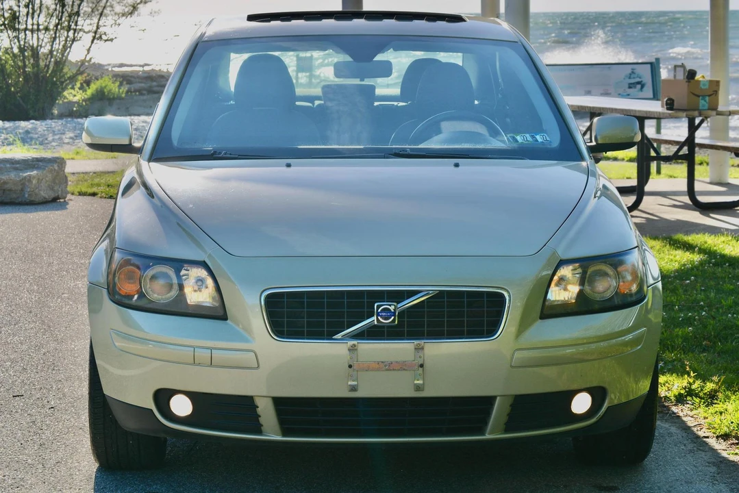 2005 Volvo S40 2nd Gen - Image 2 of 31