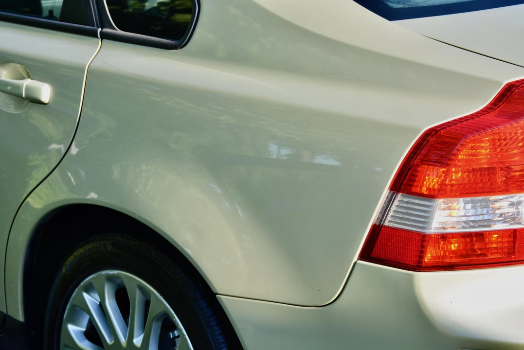 2005 Volvo S40 2nd Gen - Image 16 of 31